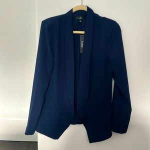 NEW Lulu’s lightweight navy blazer